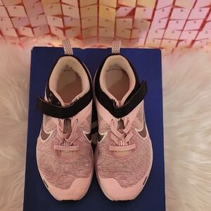 Preloved Nike Giannis Immortality 2 Size 1Y